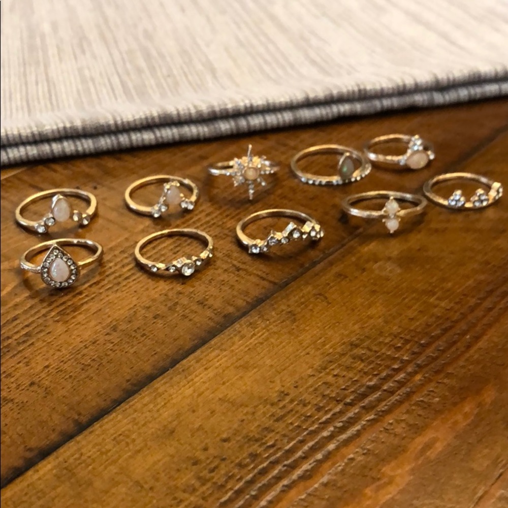 10 piece gold ring set